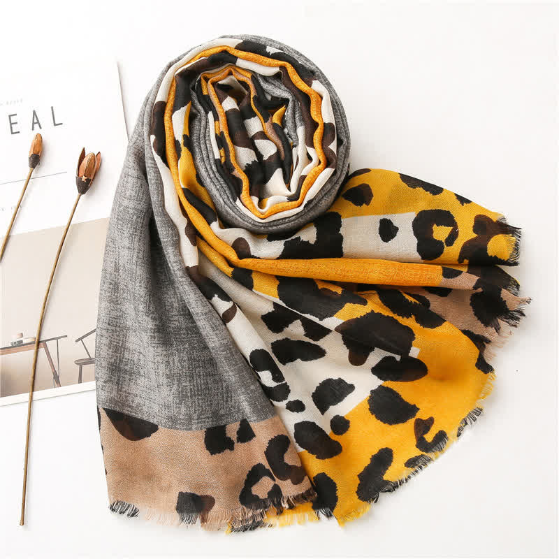 Bufanda fina grande con estampado de leopardo para mujer