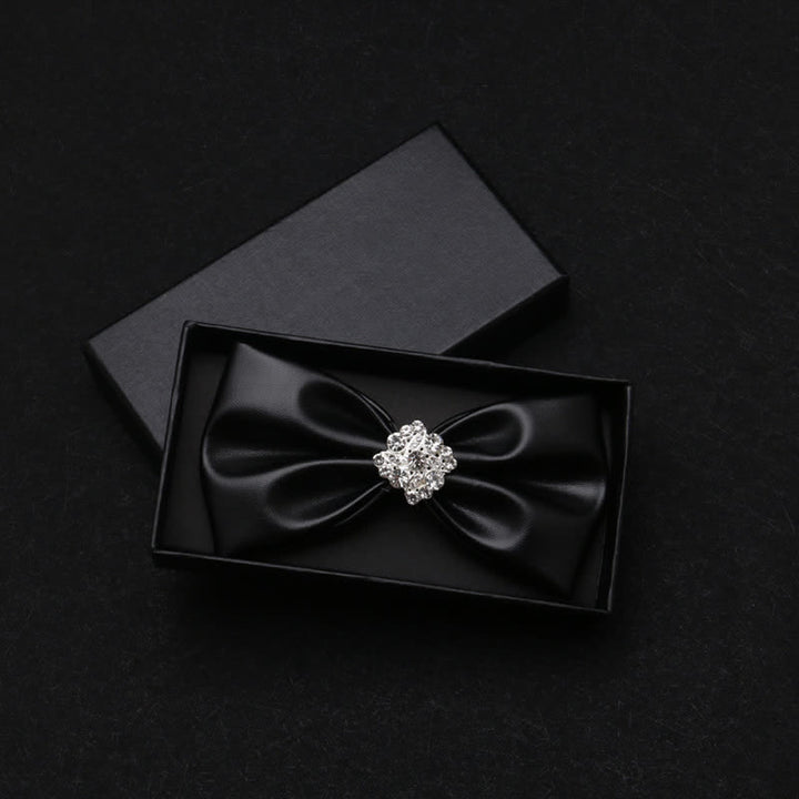 Pajarita de cuero sintético negro con brillantes diamantes de imitación para hombre