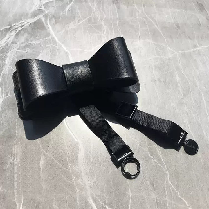 Pajarita de cuero curtido vegetal negro cosida a mano para hombre