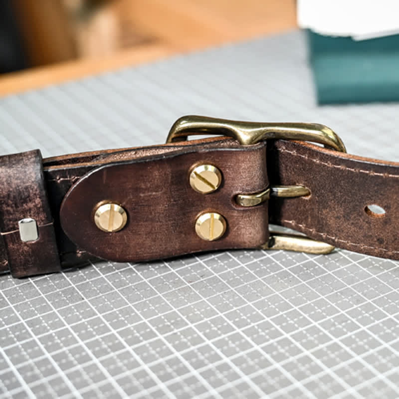 Cinturón de cuero con costura hecha a mano y hebilla de latón envejecido estilo retro - image 11