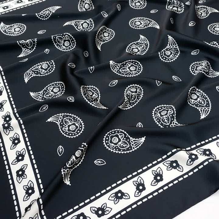 Bufanda cuadrada grande y elegante con estampado clásico de cachemira en estilo británico