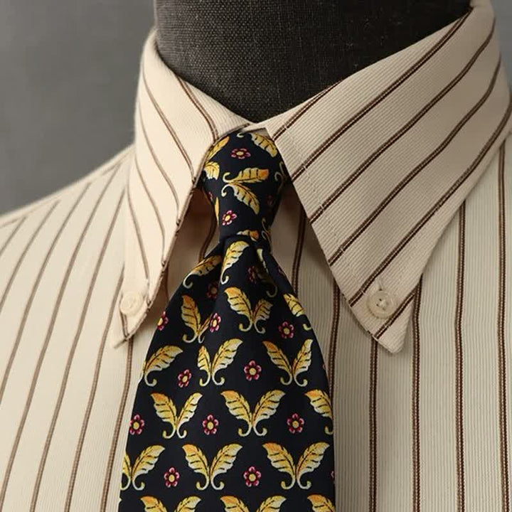 Corbata azul oscuro para hombre con motivos de flores rojas y mariposas doradas