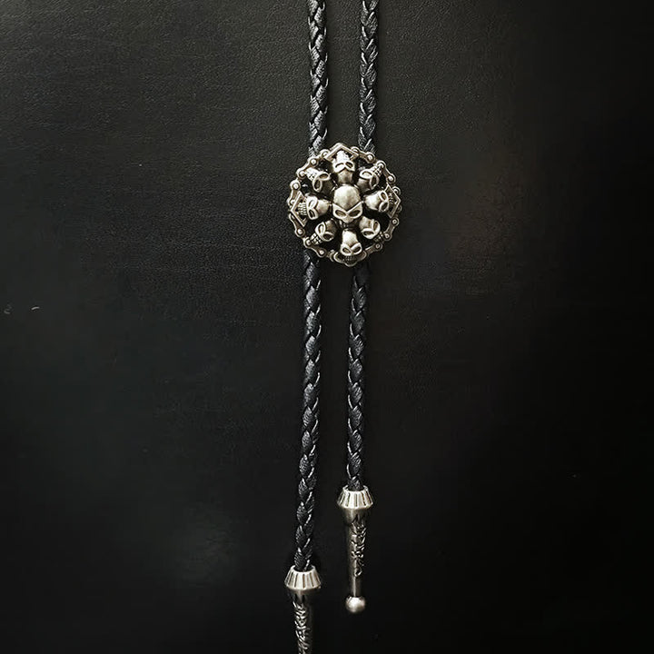 Colgante de plata con forma de calavera y lazo estilo punk