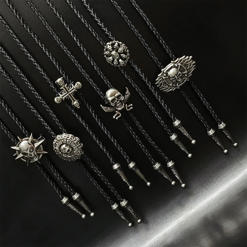 Colgante de plata con forma de calavera y lazo estilo punk