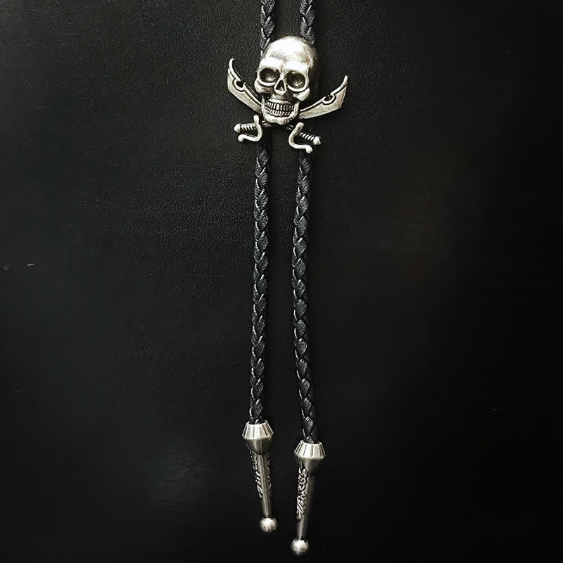 Colgante de plata con forma de calavera y lazo estilo punk