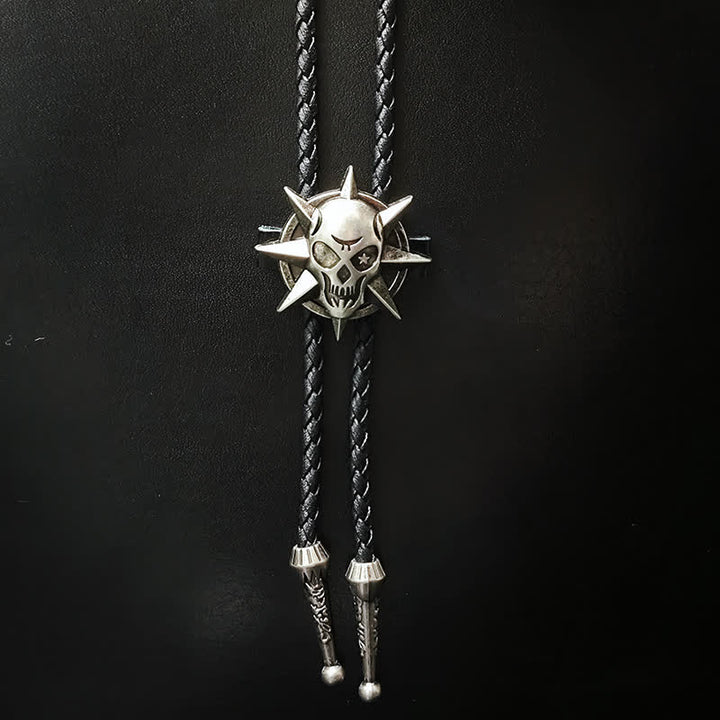 Colgante de plata con forma de calavera y lazo estilo punk