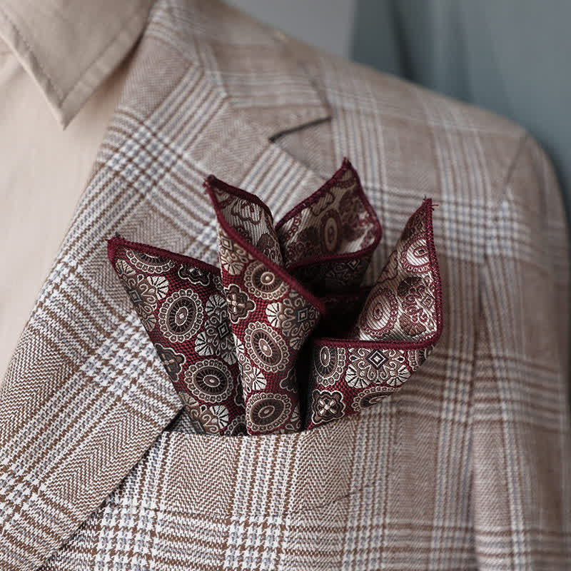 Pañuelo de bolsillo con estampado geométrico a rayas de la serie Burgundy para hombre