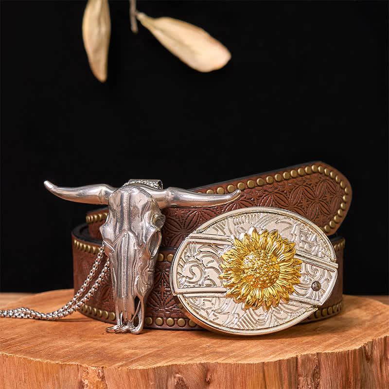 Conjunto de colgante de toro de cuernos largos con hebilla de cinturón con cuchillo oculto de oro y plata