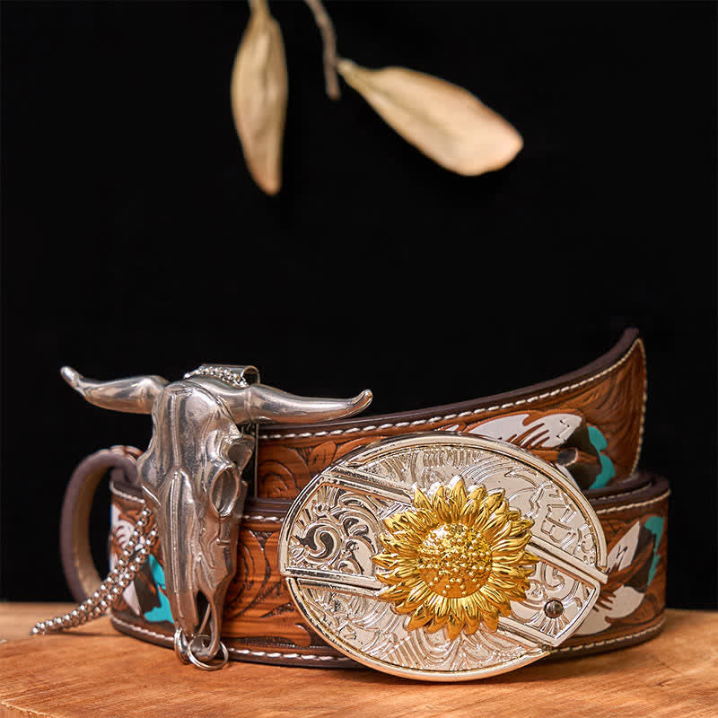 Conjunto de colgante de toro de cuernos largos con hebilla de cinturón con cuchillo oculto de oro y plata