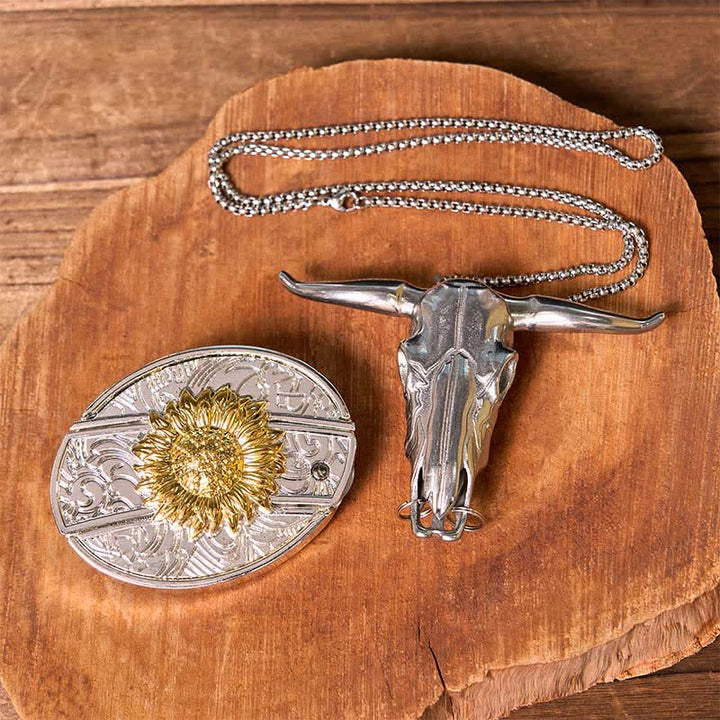 Conjunto de colgante de toro de cuernos largos con hebilla de cinturón con cuchillo oculto de oro y plata