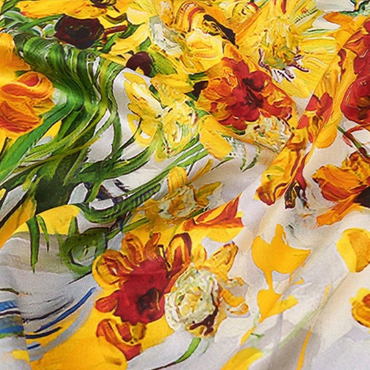 Bufanda fina de seda para mujer con colores cálidos para el sol en primavera