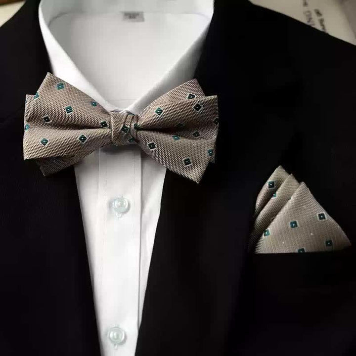 Pajarita con pañuelo de doble capa con estampado vintage para hombre