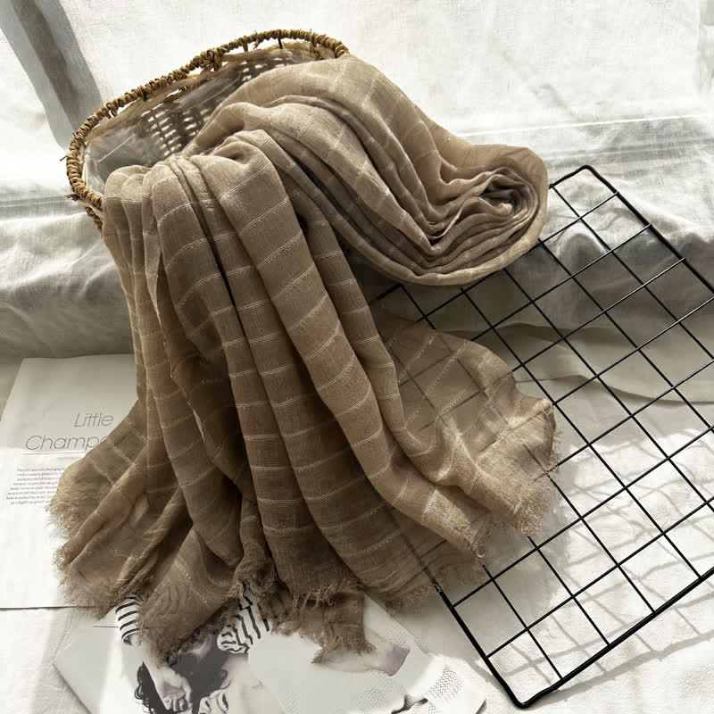 Bufanda fina para las cuatro estaciones con estampado clásico de rayas