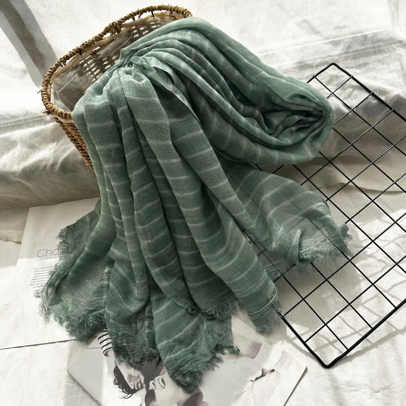 Bufanda fina para las cuatro estaciones con estampado clásico de rayas