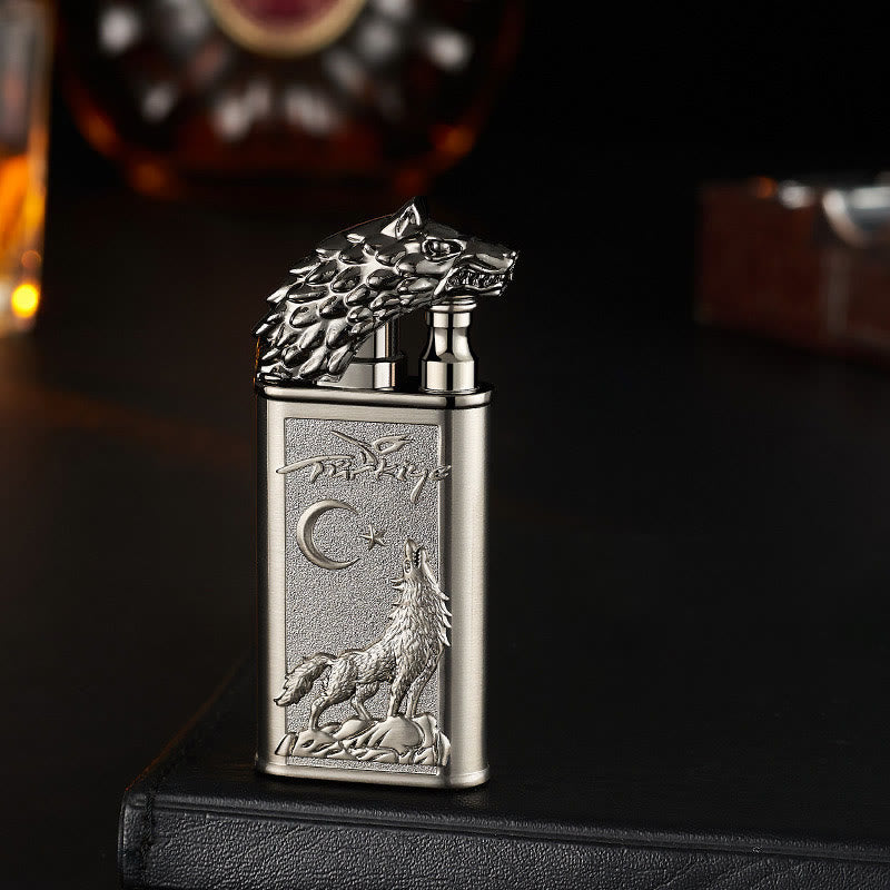 Encendedor de butano recargable con doble llama y relieve de lobo rugiente