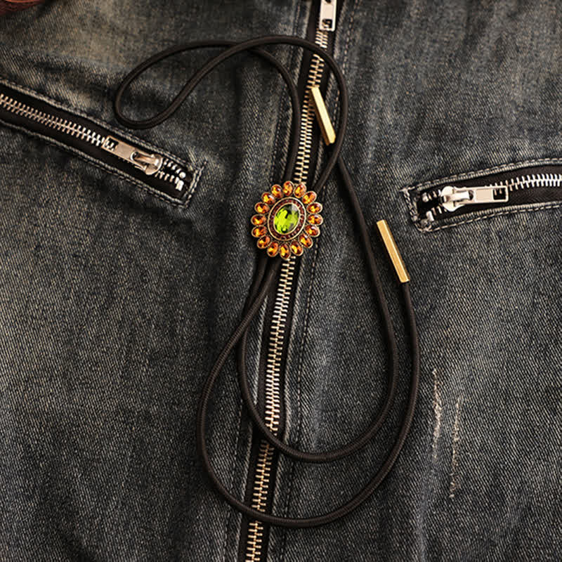 Corbata bolo con flor de cristal verde y naranja solar