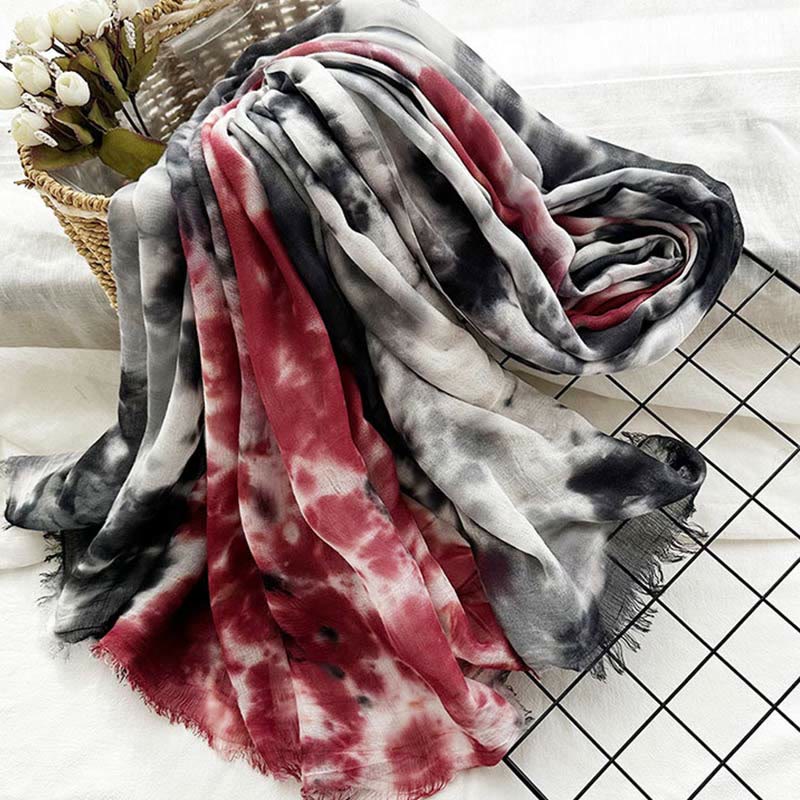 Bufanda fina y ligera con estampado artístico tie-dye para mujer