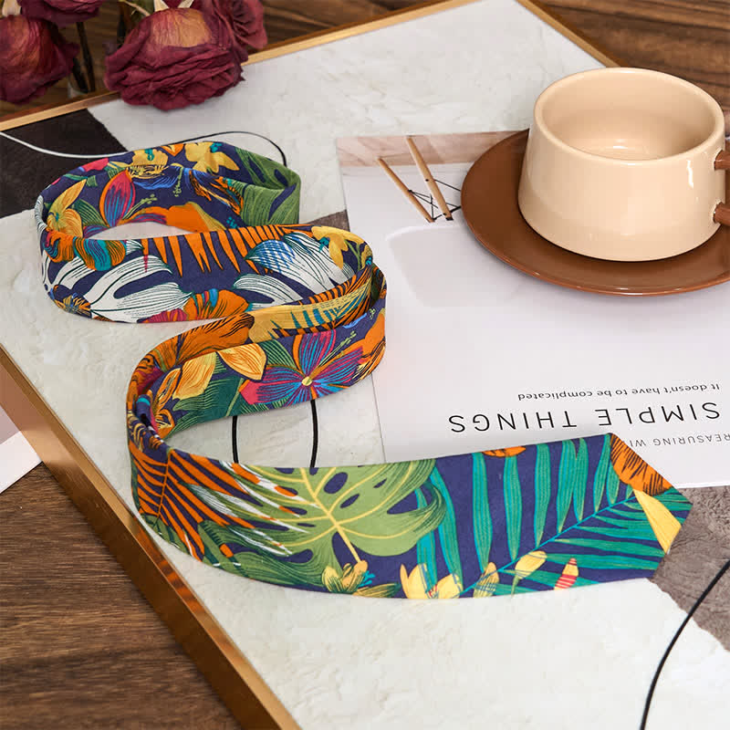 Corbata ajustada de algodón con estampado floral para hombre