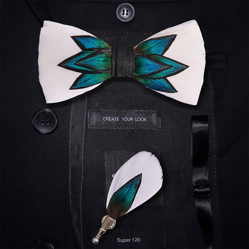 Pajarita de plumas azul cian y blanco crema