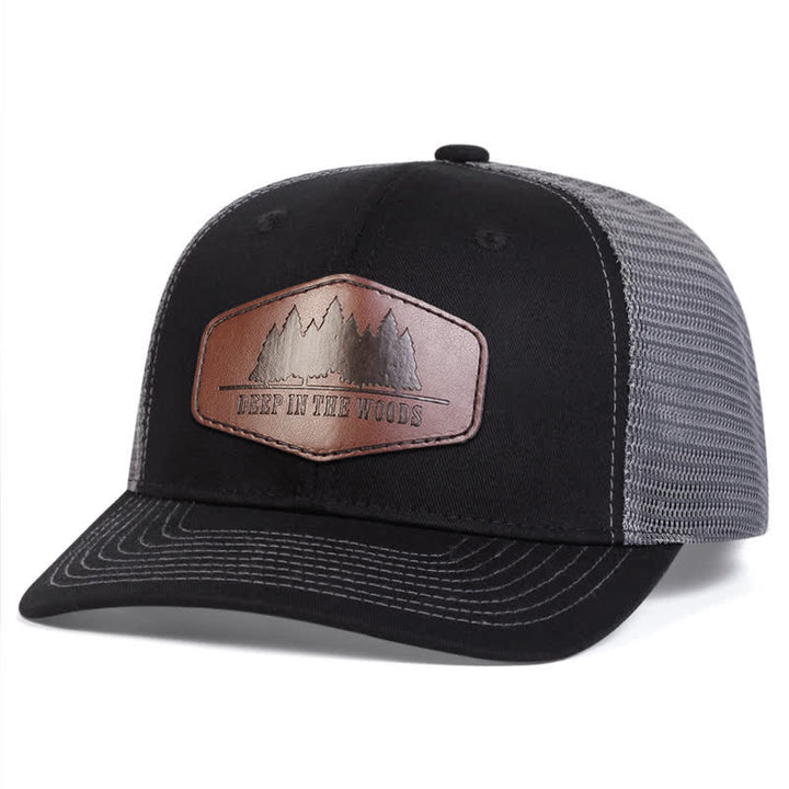 Gorra de camionero con parche de etiqueta de cuero "Deep In The Woods"