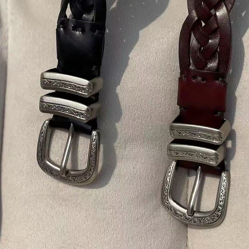 Cinturón de cuero con hebilla plateada tallada y tejido de moda