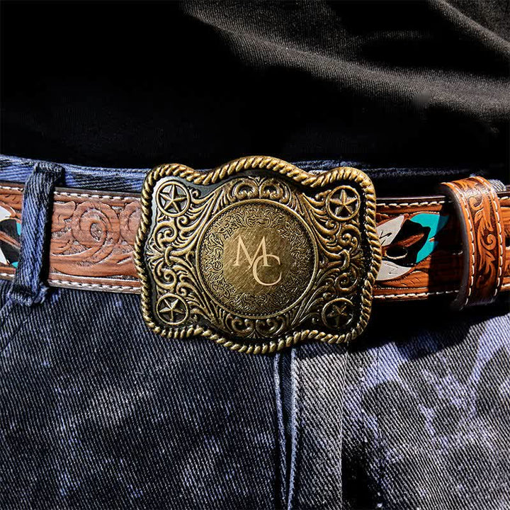 Cinturón de cuero con hebilla estilo western, tallado a mano y con monograma personalizado - image 1