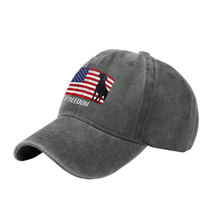 Gorra de béisbol ajustable bordada con la bandera estadounidense de perros y libertad