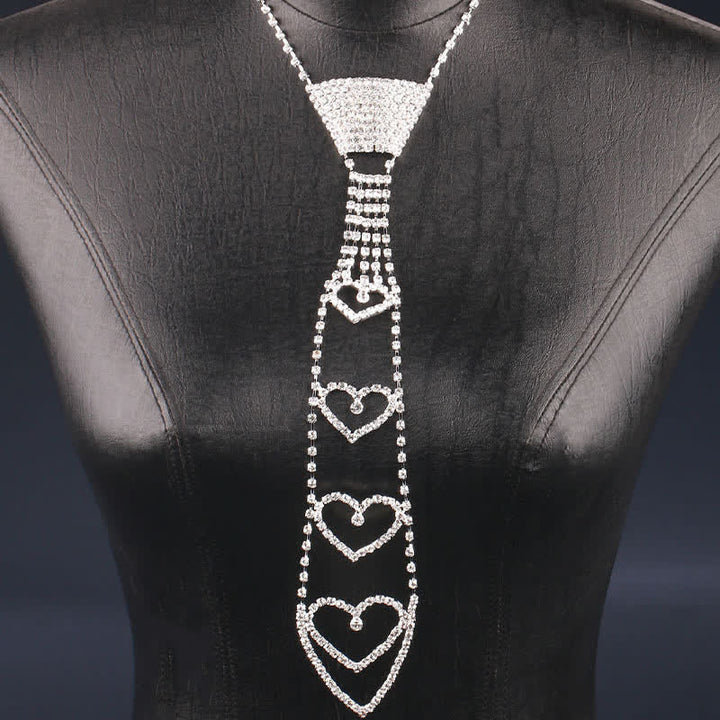 Collar de lujo con forma de corazón y diseño de corbata con diamantes de imitación
