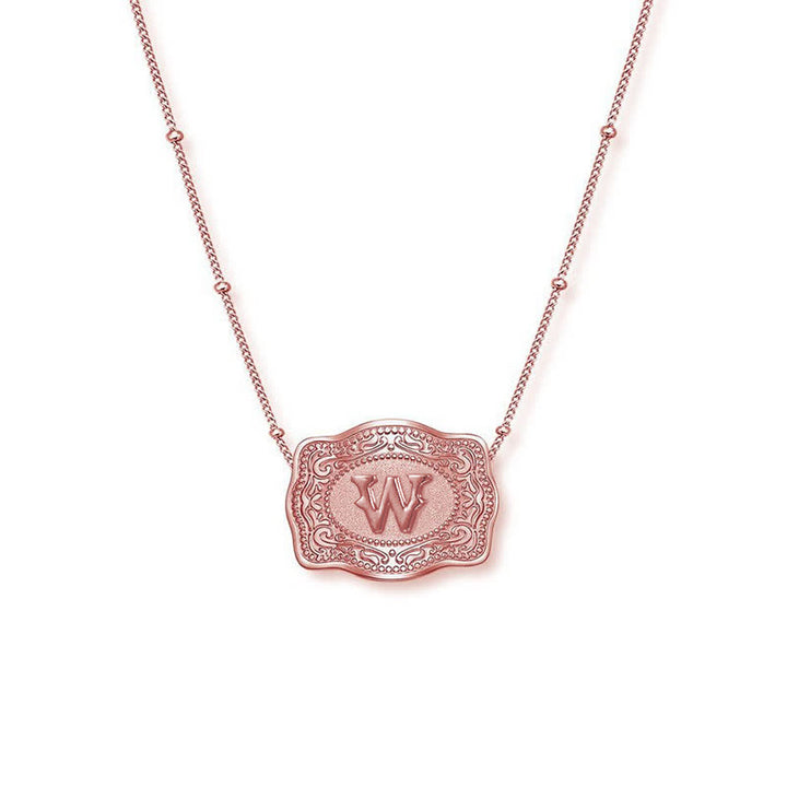 Collar con inicial en relieve en oro rosa