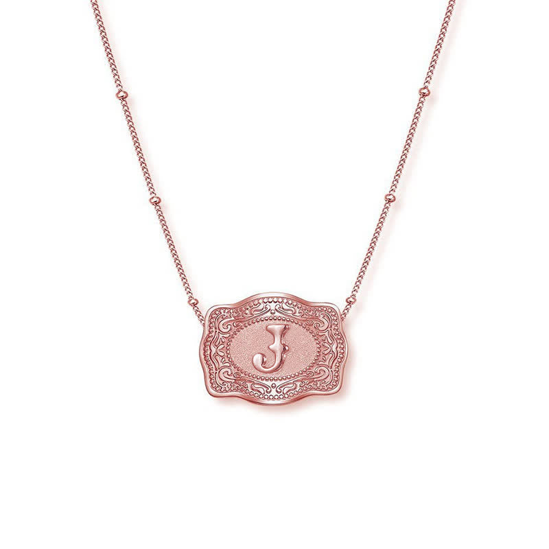Collar con inicial en relieve en oro rosa
