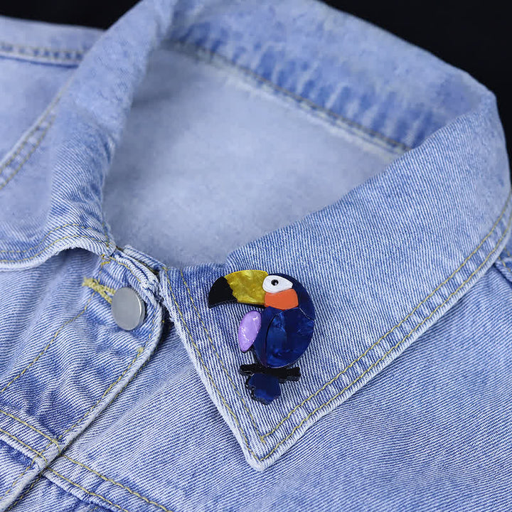 Broche acrílico hecho a mano con dibujo de pájaro de pico grande - image 5