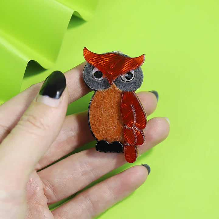 Broche acrílico hecho a mano con dibujo de pájaro búho nocturno marrón - image 3