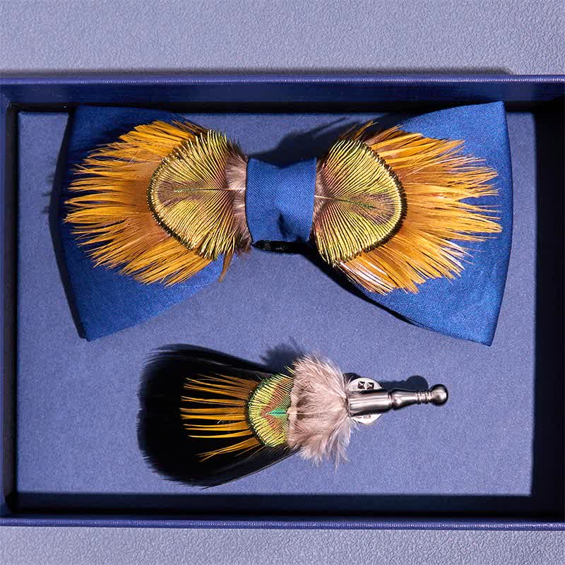 Pajarita de plumas de pavo real majestuosas azules y amarillas - image 3