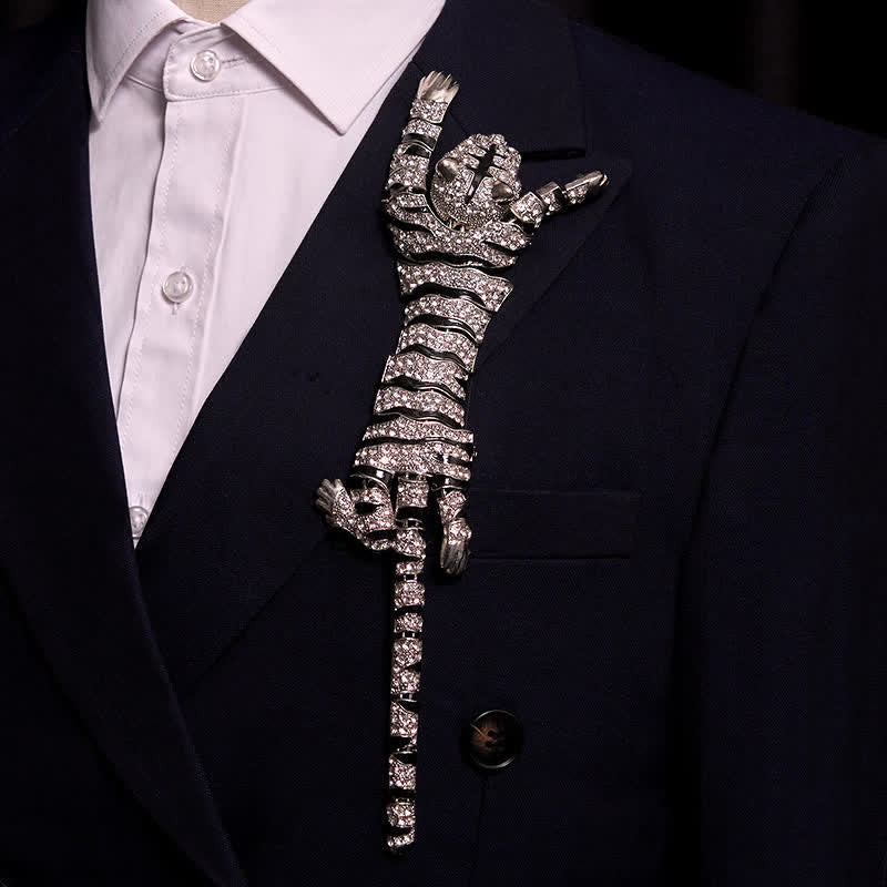 Broche grande de lujo con brillantes diamantes de imitación de tigre majestuoso para hombre - image 2