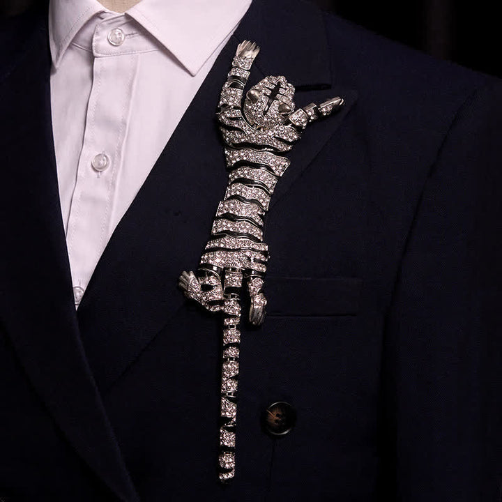 Broche grande de lujo con brillantes diamantes de imitación de tigre majestuoso para hombre - image 2