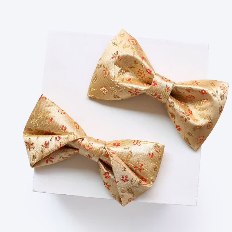 Pajarita para hombre con flores amarillas y rojas brillantes