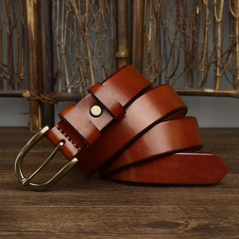 Cinturón casual de cuero liso y brillante para hombre