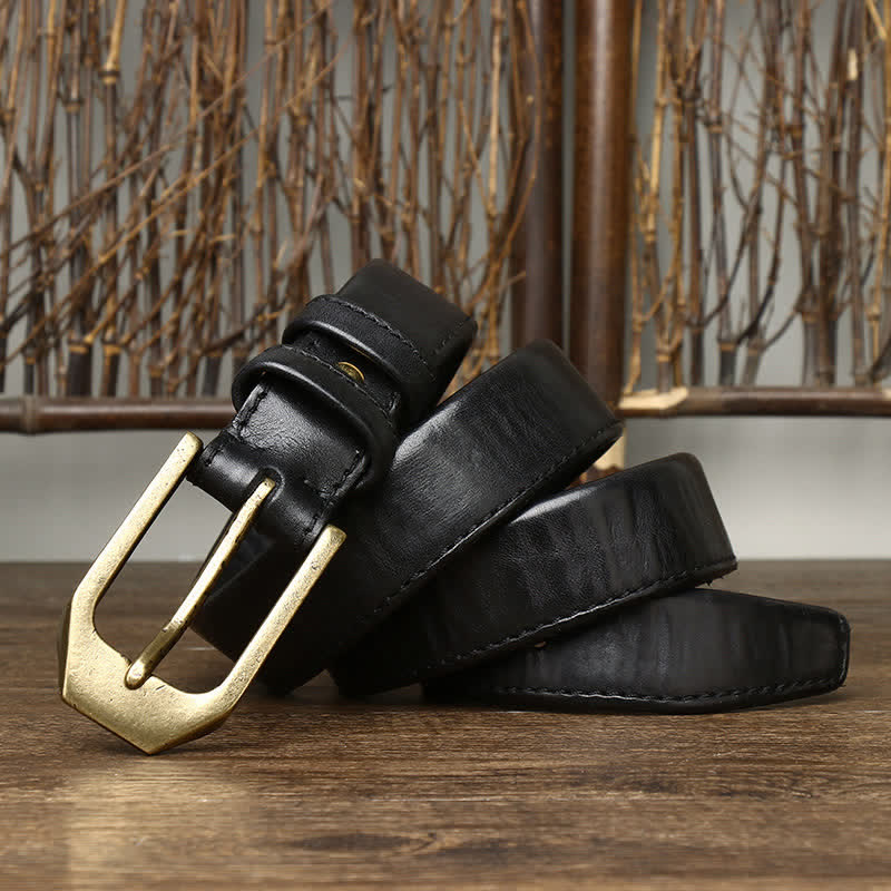 Cinturón de cuero brillante con hebilla rectangular para hombre