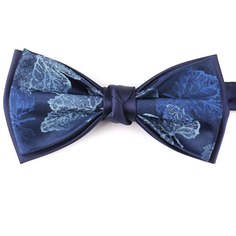 Pajarita elegante con motivos florales y botánicos para hombre