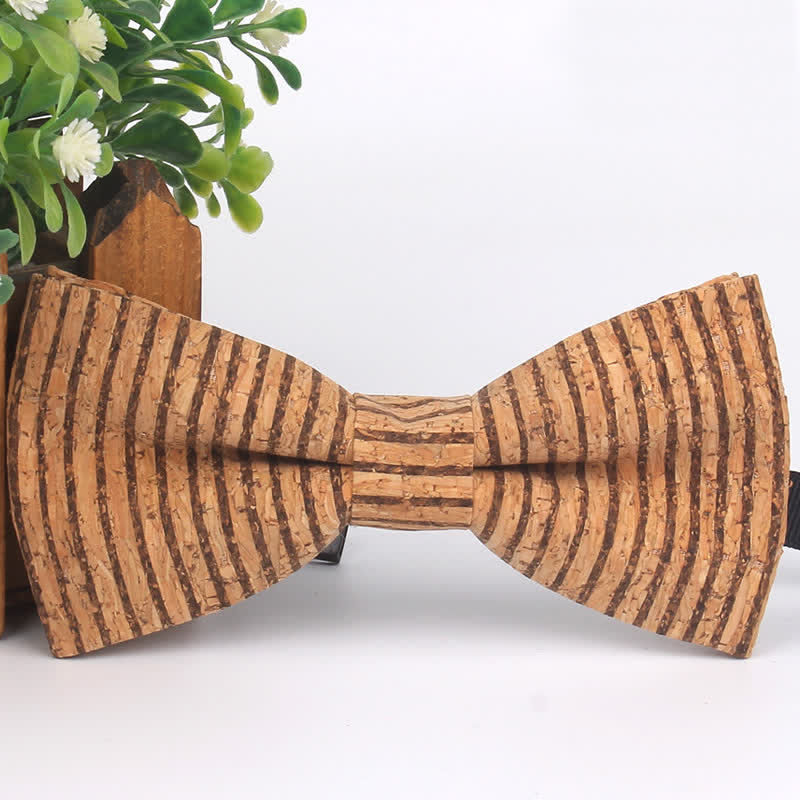 Pajarita multicolor con estampado geométrico de vetas de madera para hombre