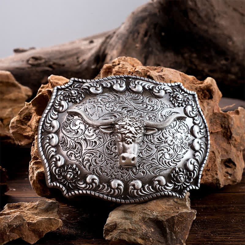 Cinturón de cuero con hebilla plateada envejecida con diseño de toro Longhorn para hombre