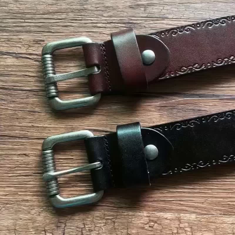 Cinturón unisex estilo rock con decoración con tachuelas y remaches cruzados