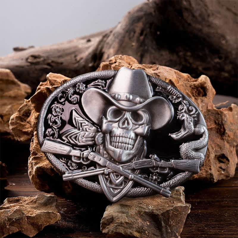 Cinturón de cuero con hebilla de calavera y pistola cruzada para hombre hecho a mano