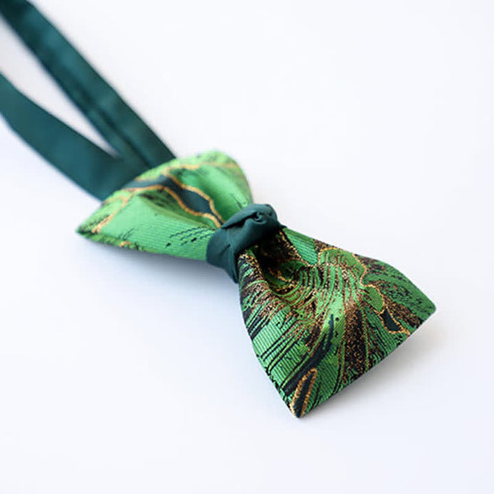 Pajarita Koi en tono dorado de la serie verde para hombre