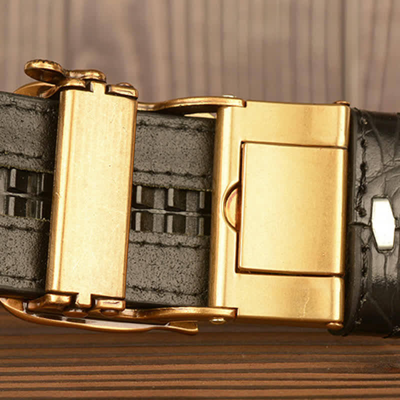 Cinturón de piel de cocodrilo con diseño de cobra rizada para hombre