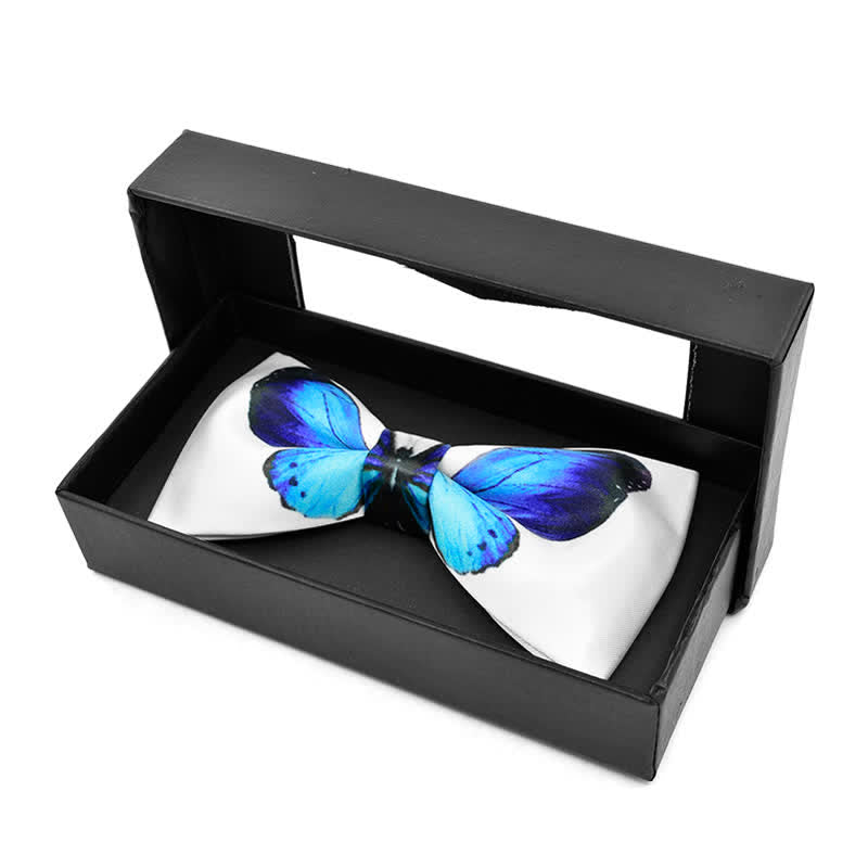 Pajarita con estampado de mariposas realistas para hombre