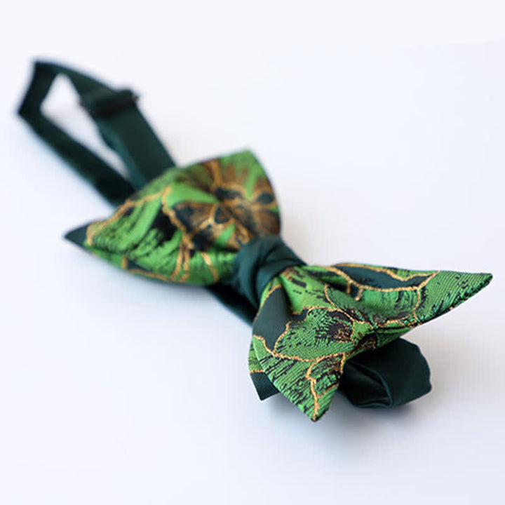 Pajarita Koi en tono dorado de la serie verde para hombre