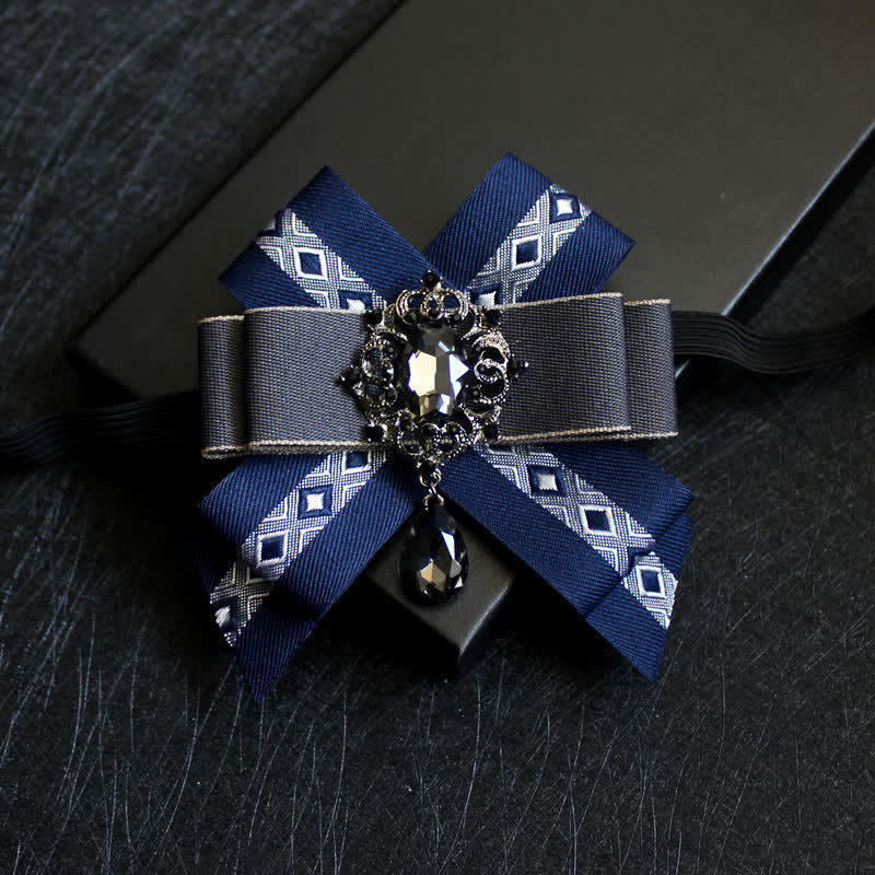 Pajarita de lujo con gotas de agua y diamantes de imitación azules