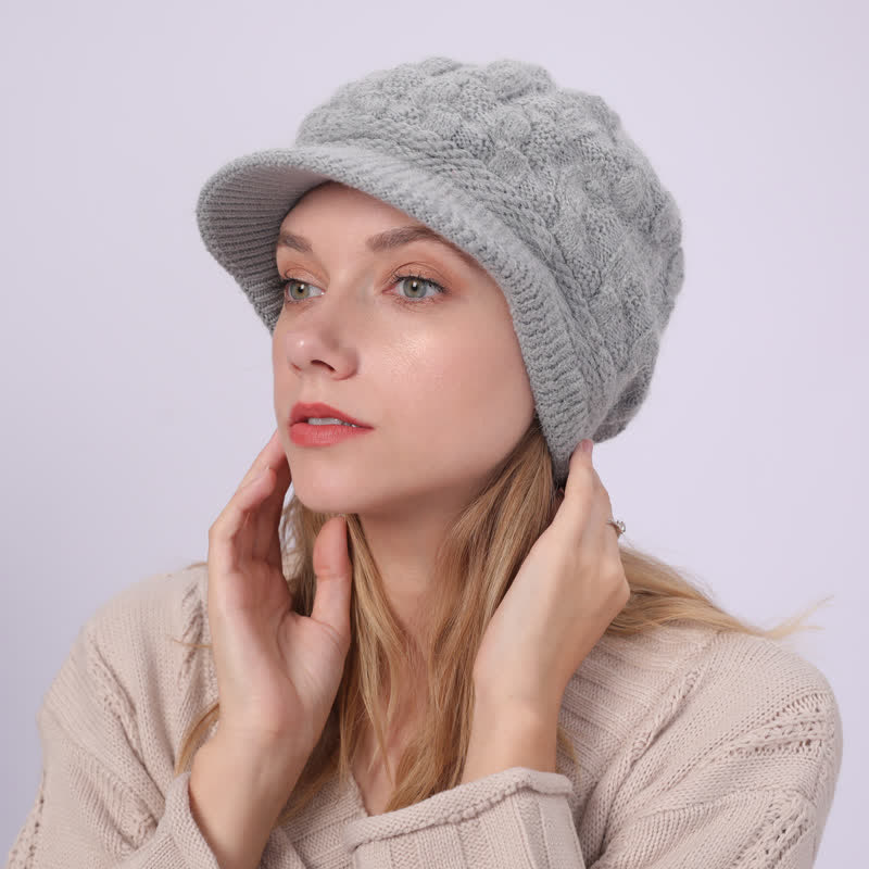 Gorro holgado con visera y forro mullido para mujer