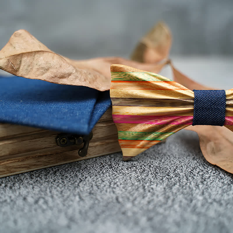 Juego de 2 pajaritas de madera con diseño de arcoíris y arrugas para hombre.